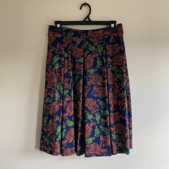 Lularoe Madison skirt fish size small - Picture 2 of 6